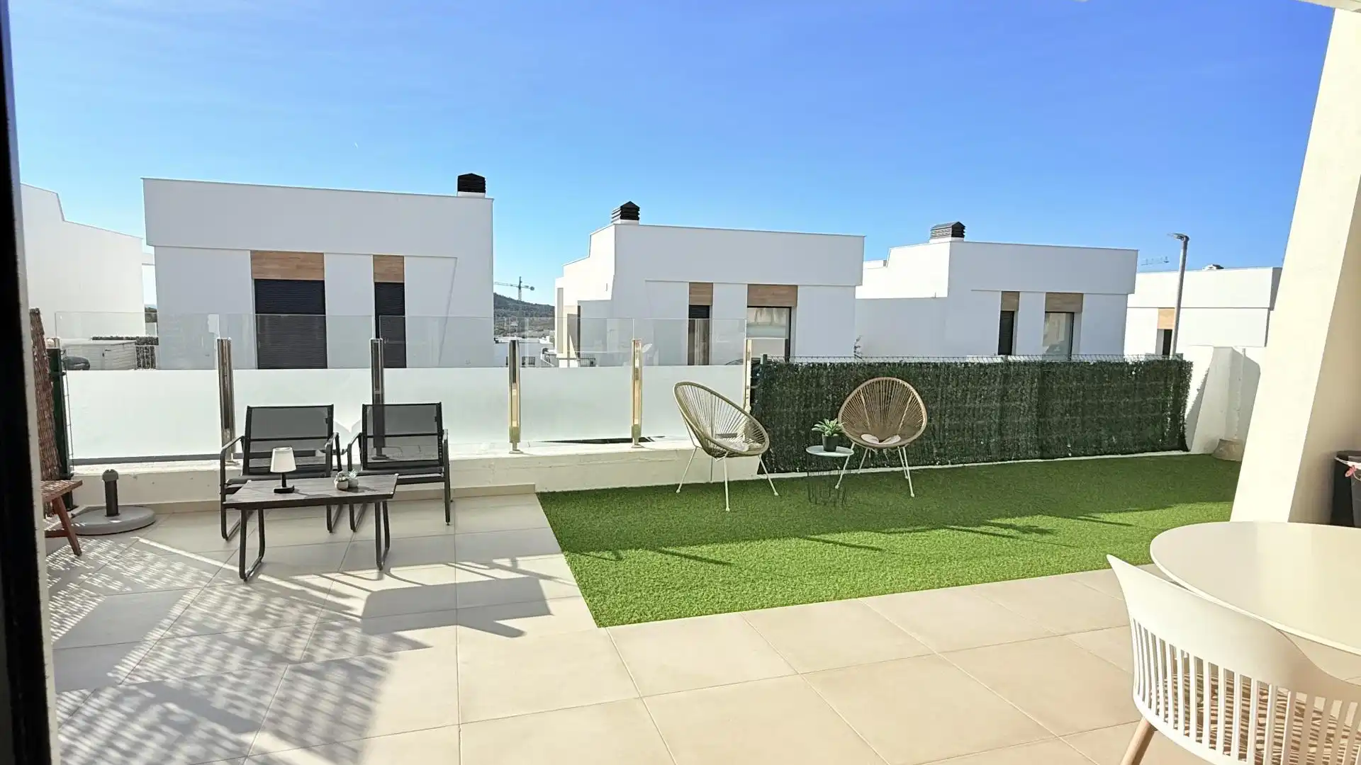 Planta baja en  Carrer d'Equador 22 - Foto 3