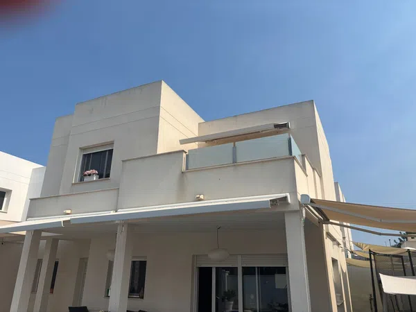 Chalet pareado en Calle de la Serra de la Carrasqueta, 15, Maravisa, Maravisa - Foto 1