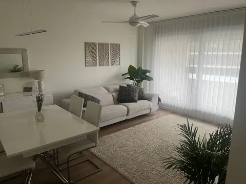 Piso en calle Letonia, 8