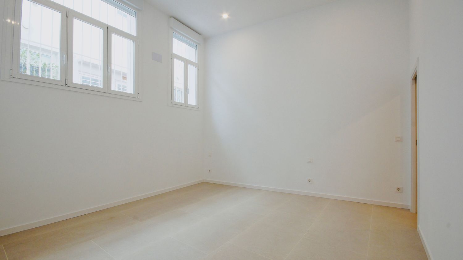 Piso en Urb. los milanos Barrio Alcalde L. Uruñuela - Palacio de Congresos - Foto 5