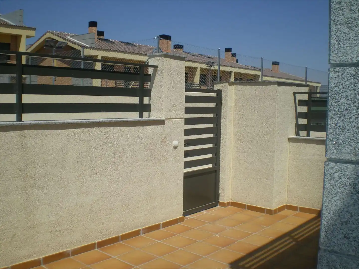 Piso en  Calle Carmen Martin Gaite 72 - Foto 4