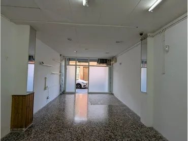 Local comercial en Terrassa - Foto 4