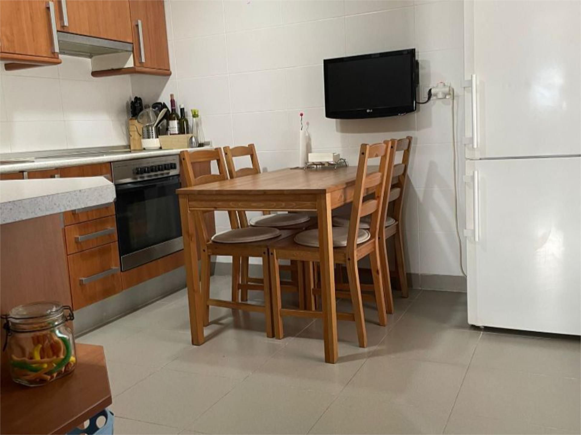 Ático en  Avenida de Santo Domingo de la Calzada 27 - Foto 6