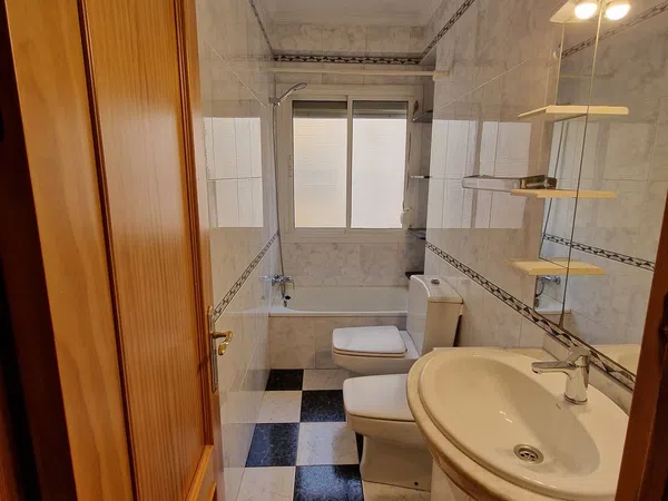 Piso en calle Héroe de Sostoa, 103 - Foto 5