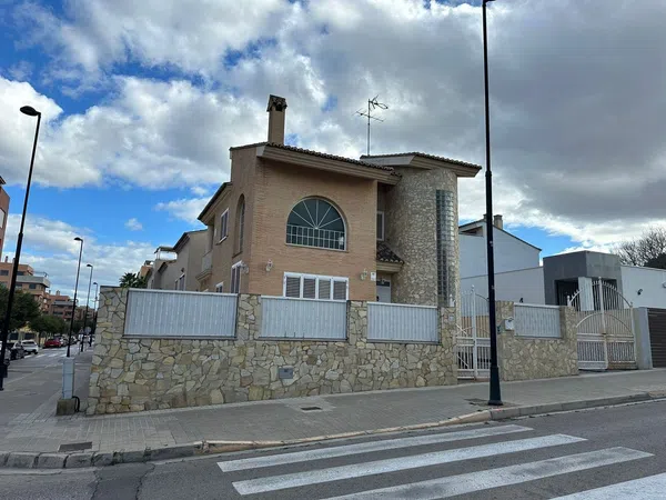 Casa o chalet independiente en Calle de Simancas, 11 - Foto 1