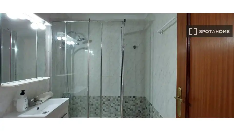 Piso en L'Hospitalet de Llobregat - Foto 4
