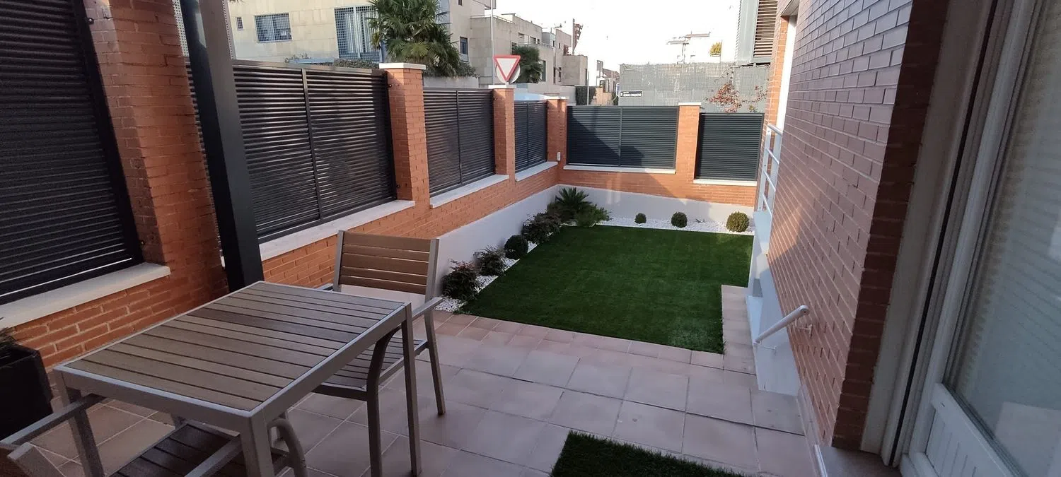 Chalet pareado en calle de Álvaro Cunqueiro, 32 - Foto 3