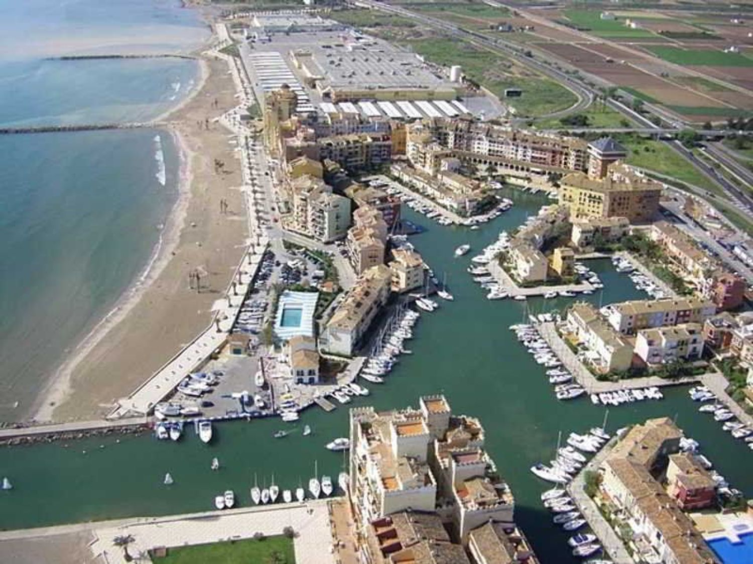 Piso en avenida l'Horta, 26