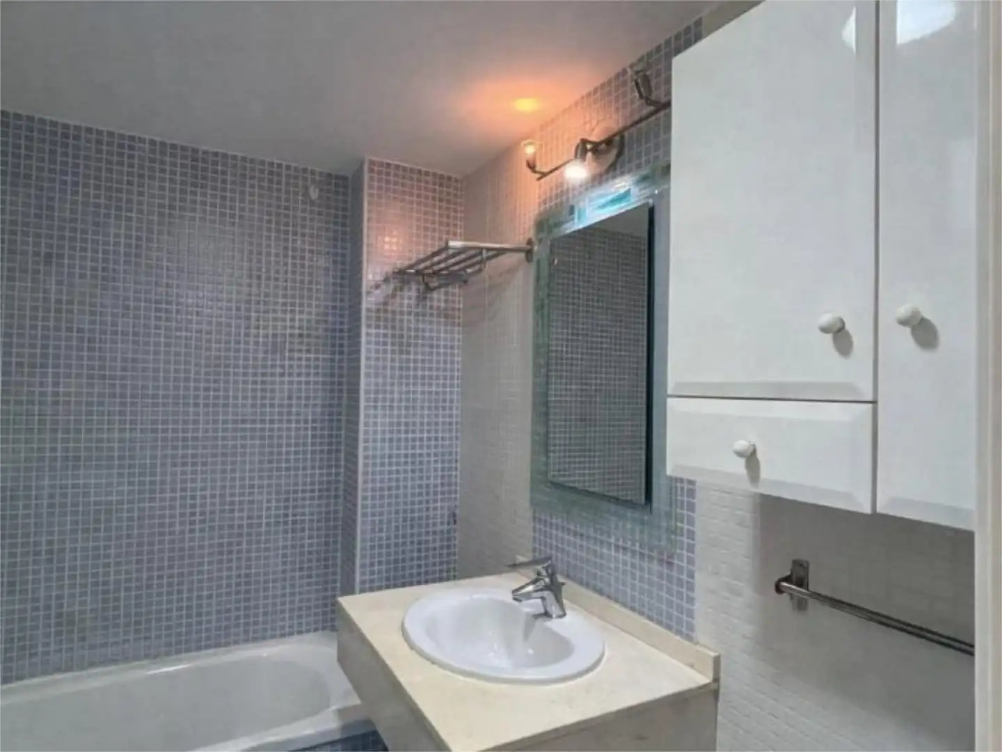 Piso en  Carrer Científico Jaime Santana 7 - Foto 13