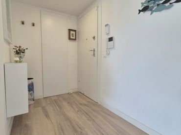 Planta baja en  Carrer de Jaume Villanueva 5 - Foto 3
