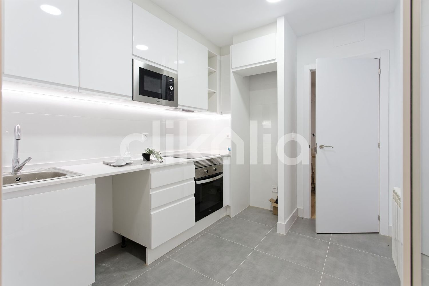 Piso en calle de Trafalgar - Foto 19