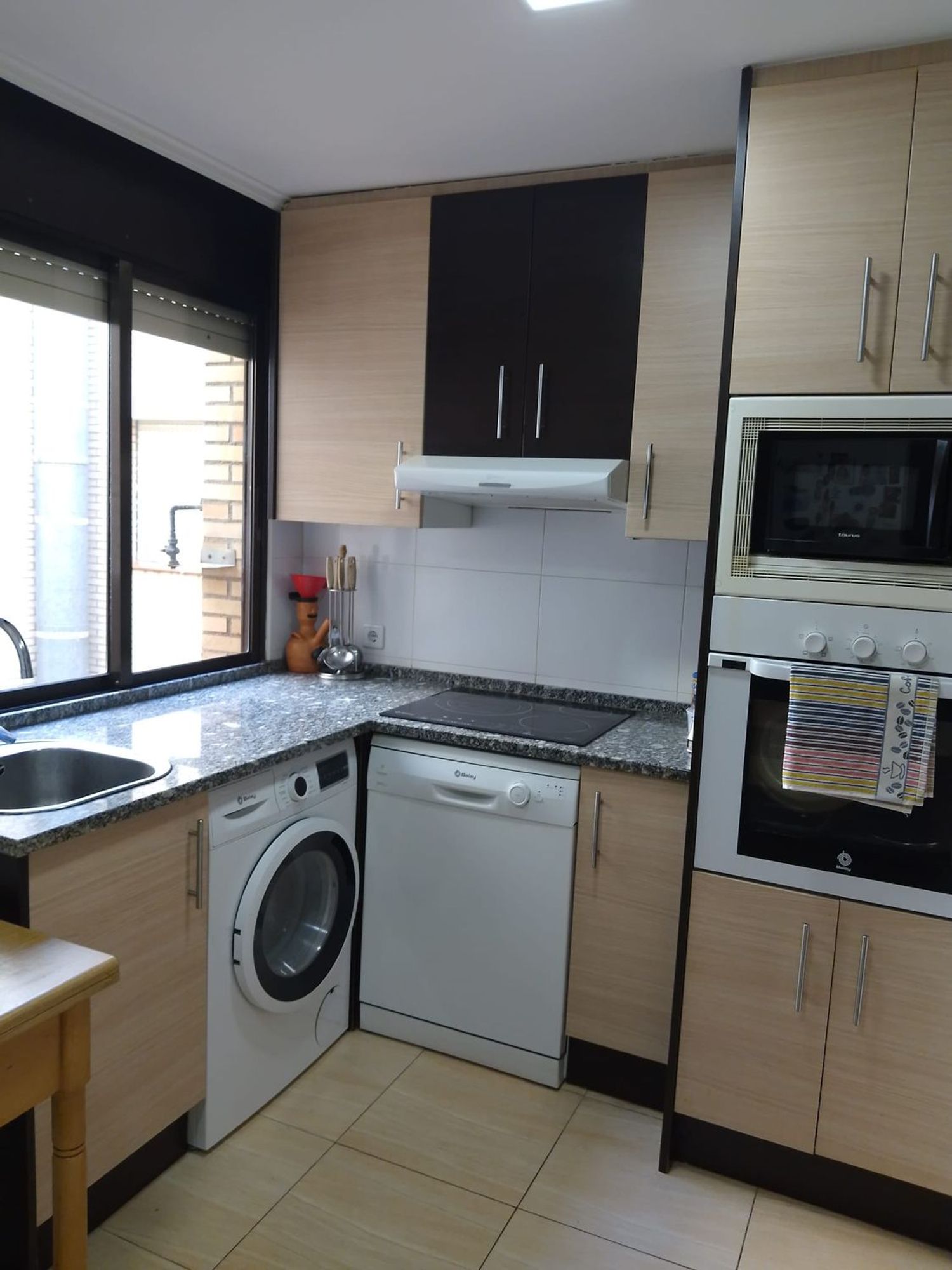 Piso en calle del Monasterio de Poblet, 31 -33 - Foto 7