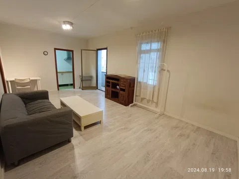 Piso en calle de Veneçuela, 2