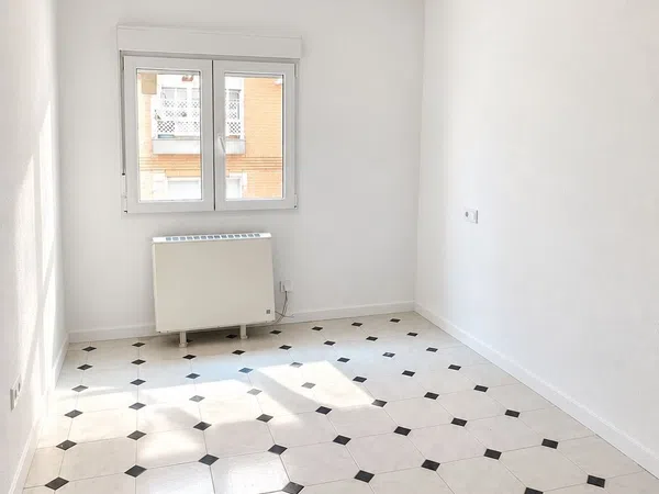 Piso en Avenida Miguel de Cervantes, 22 - Foto 3