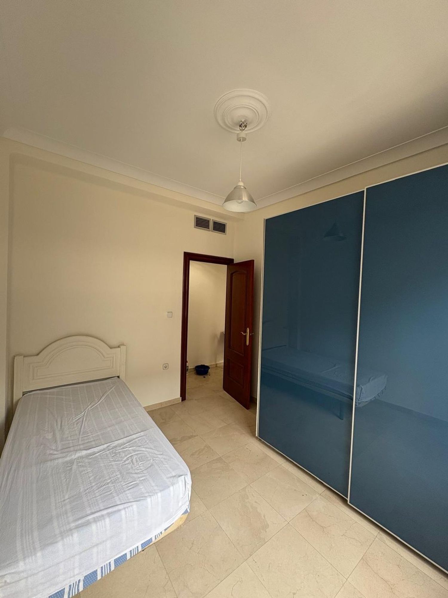 Piso en Barrio Ramón de Carranza - Madre Rafols - Foto 3