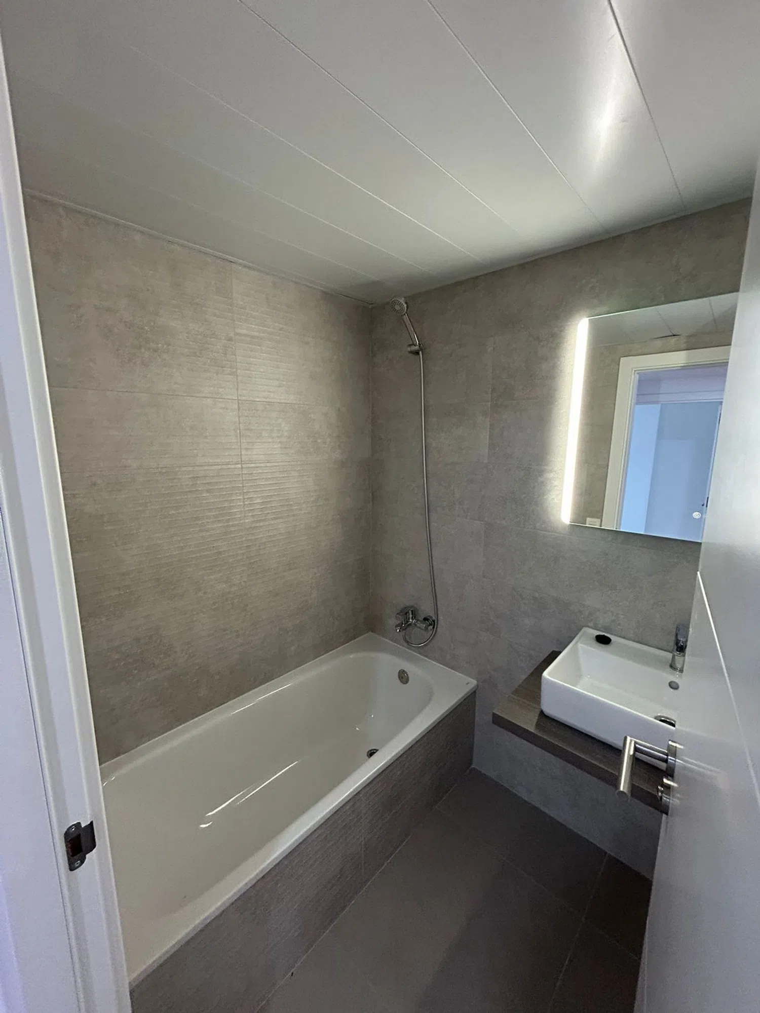 Piso en Isabel de Villena, 1 - Foto 13