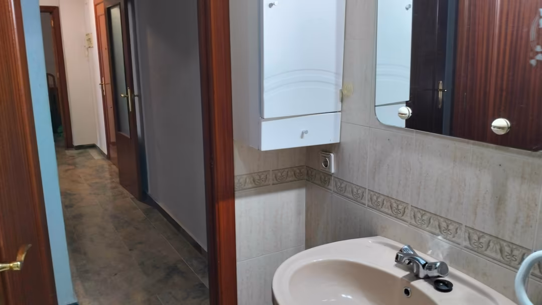 Piso en  Avenida Médicos sin Frontera 4 - Foto 15