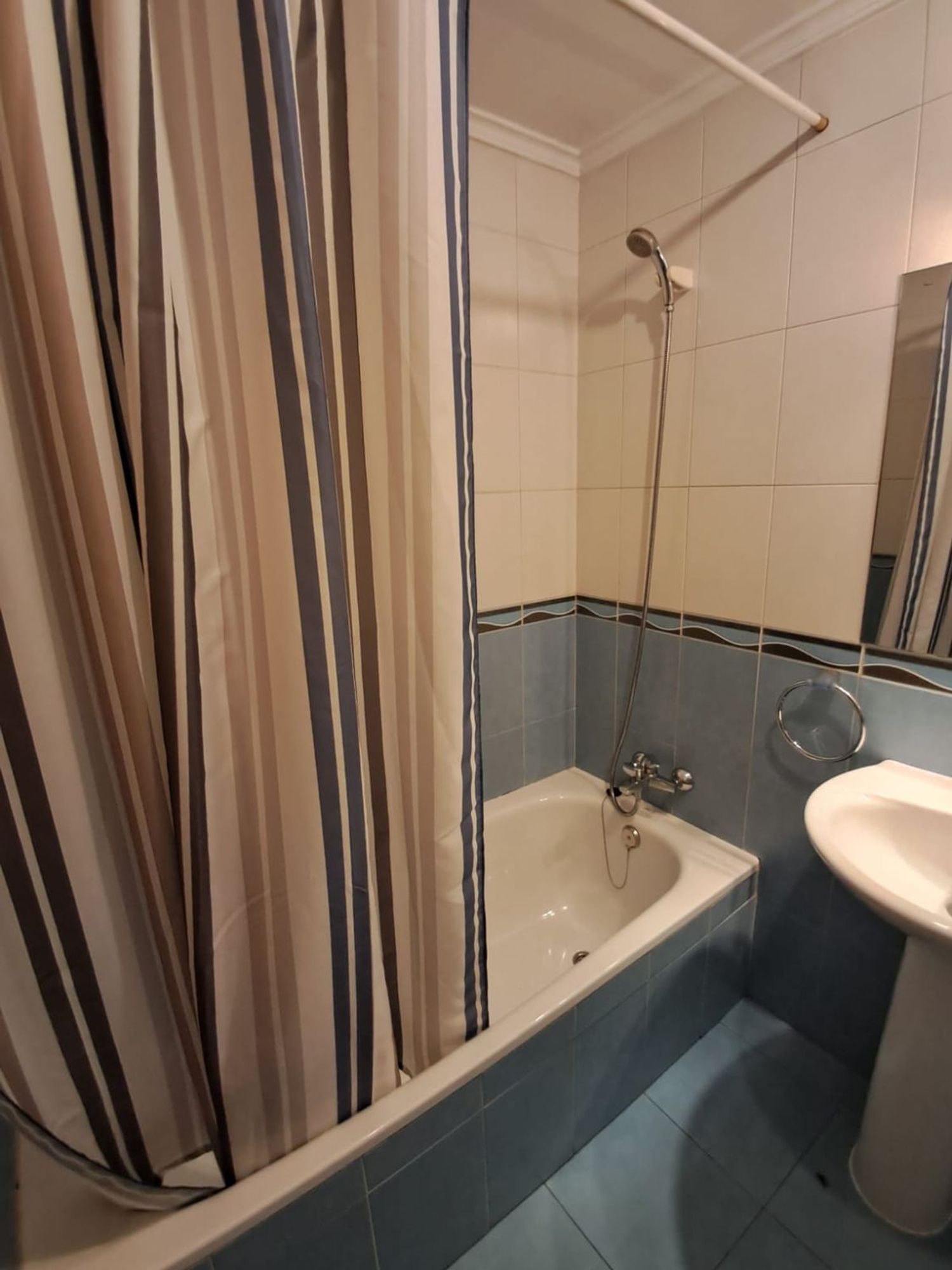 Piso en Calle Tenderina Alta, 23, Fozaneldi-Tenderina - Foto 4