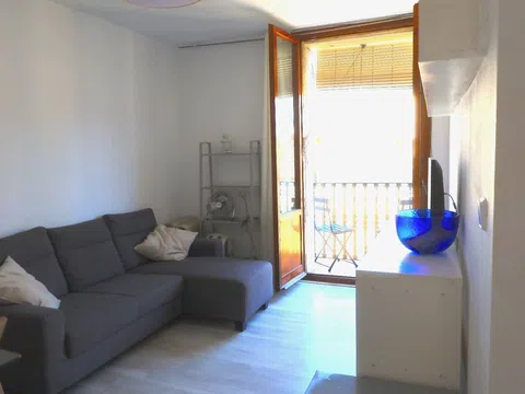 Piso en calle de Magalhães, 17