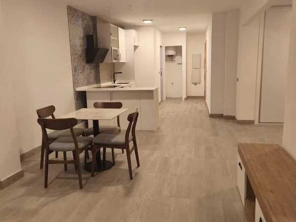 Estudio en Calle Zurbarán, 16 - Foto 1