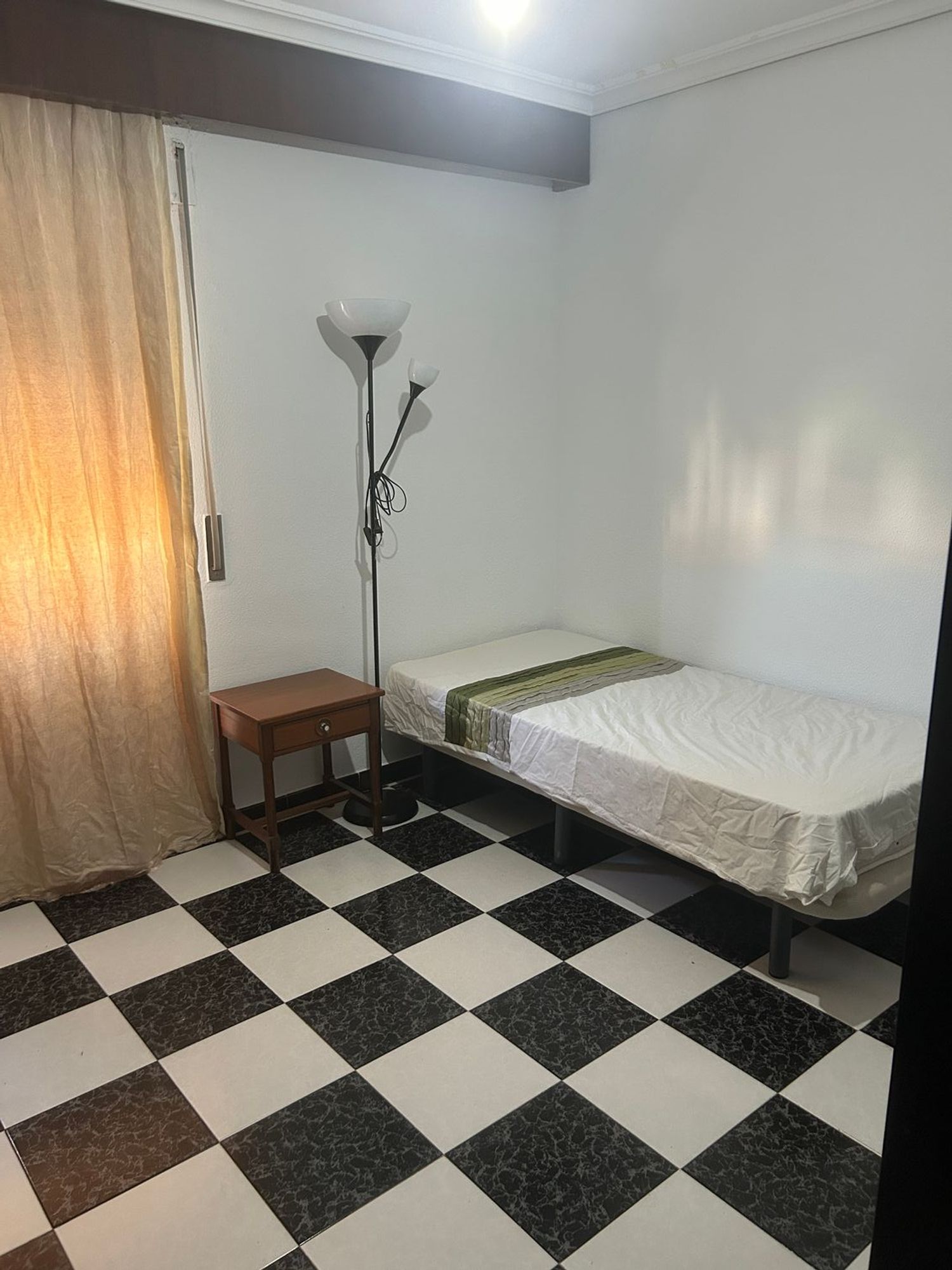 Piso en Calle Tarfia, 37, Reina Mercedes - Heliópolis - Foto 4