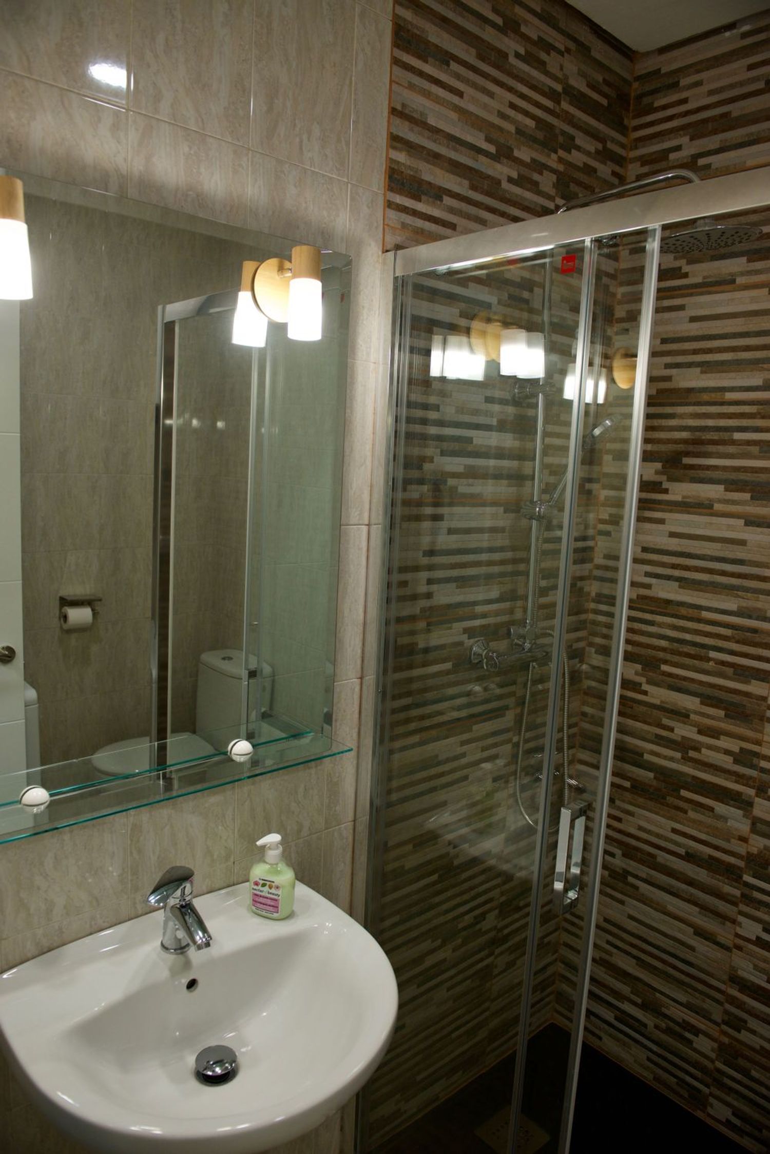 Estudio en calle del Doctor Esquerdo, 160 - Foto 4