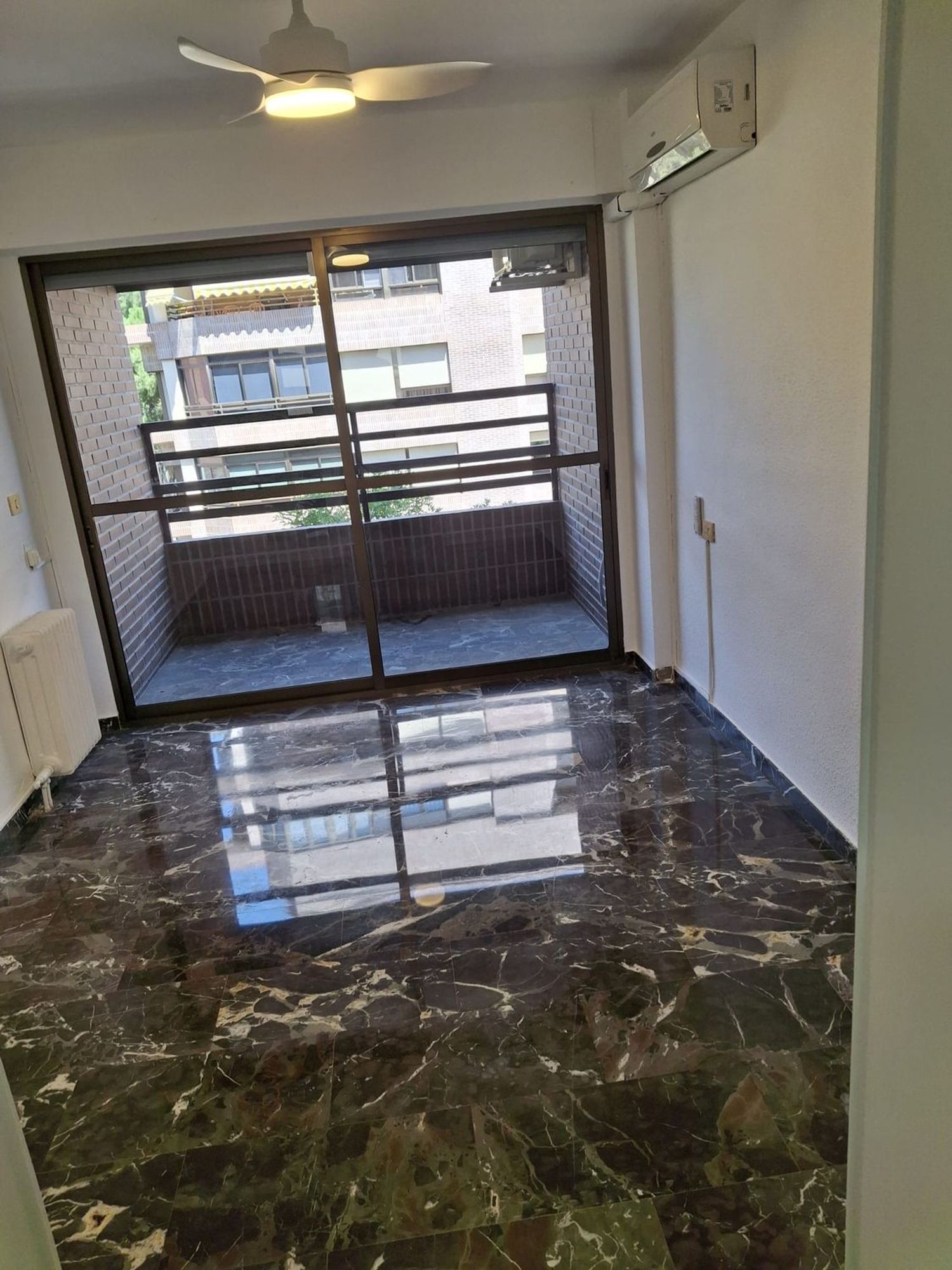 Piso en Calle Isaac Albéniz, 9 - Foto 5
