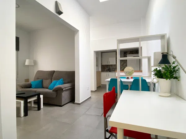 Estudio en Calle Lisboa, 228 - Foto 1