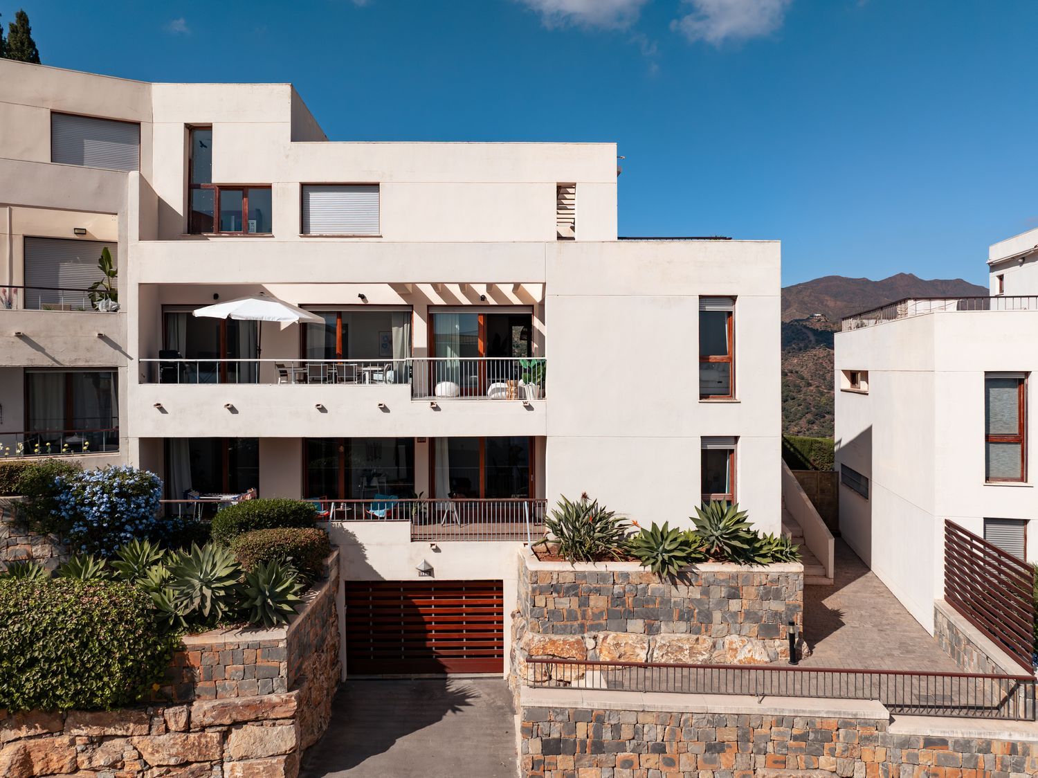 Piso en calle El Pinar, 22 a - Foto 2