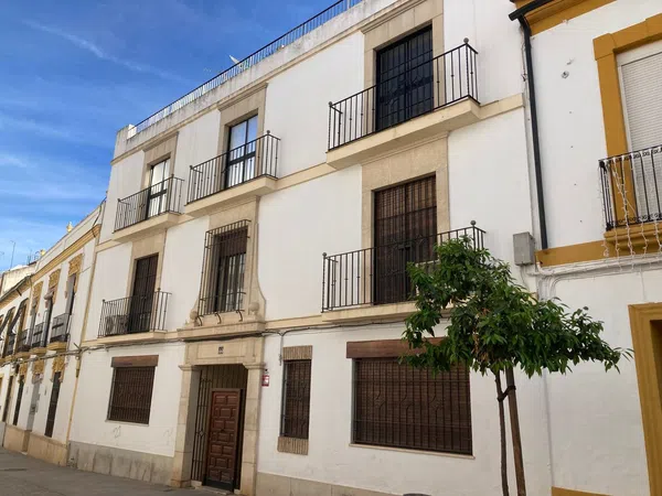 Casa o chalet independiente en Calle Jesús y María, 14, Centro - Foto 1