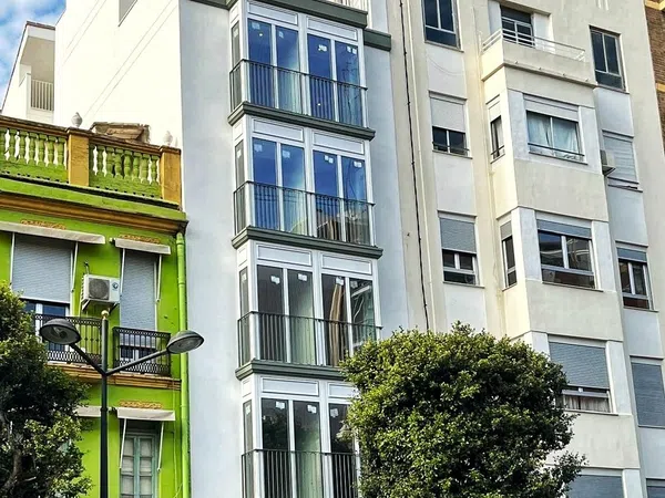 Piso en Calle de les Illes Canàries, 60 - Foto 1
