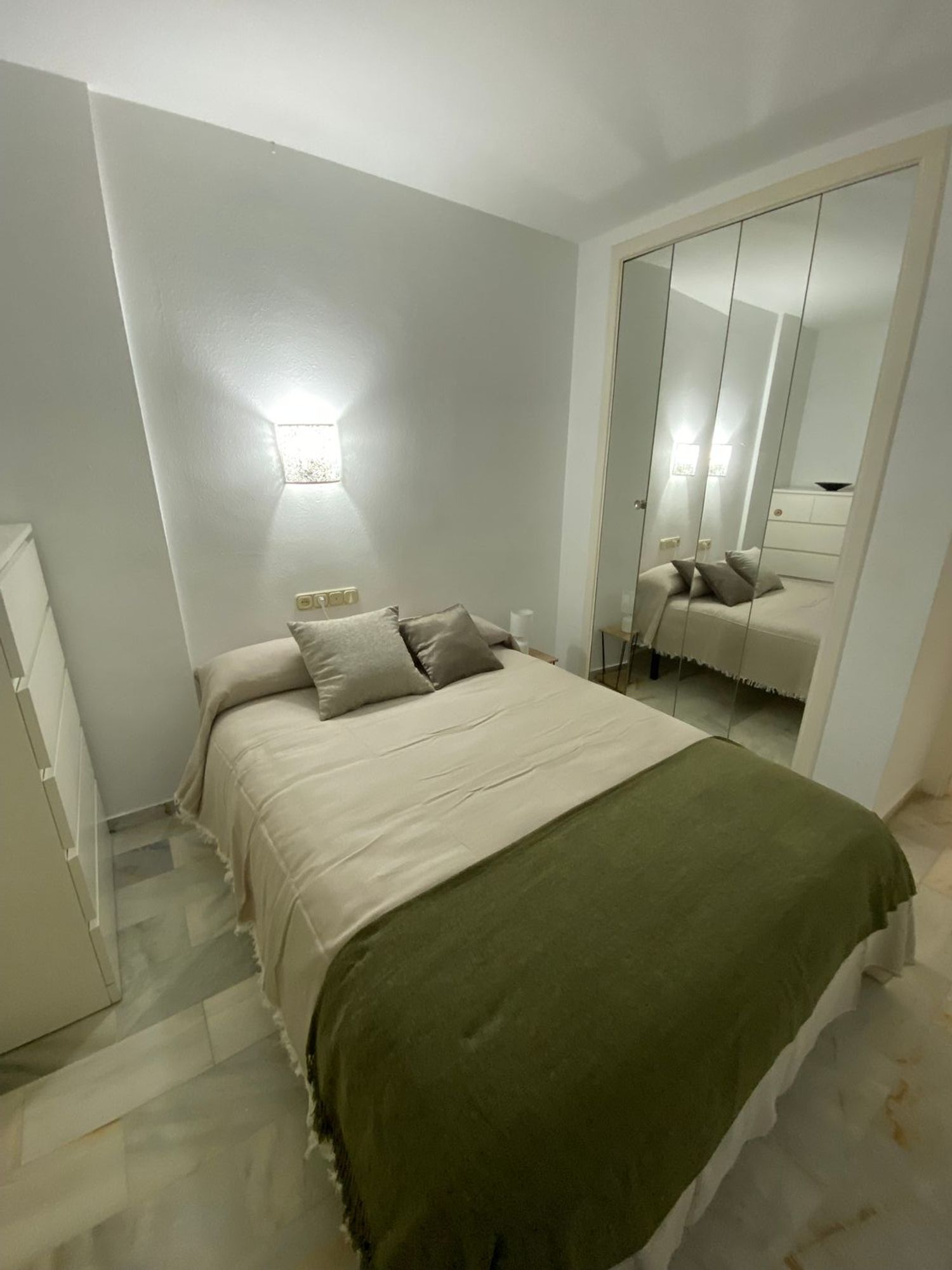 Piso en Avenida Casarabonela, 16, Reserva de Marbella - Foto 14