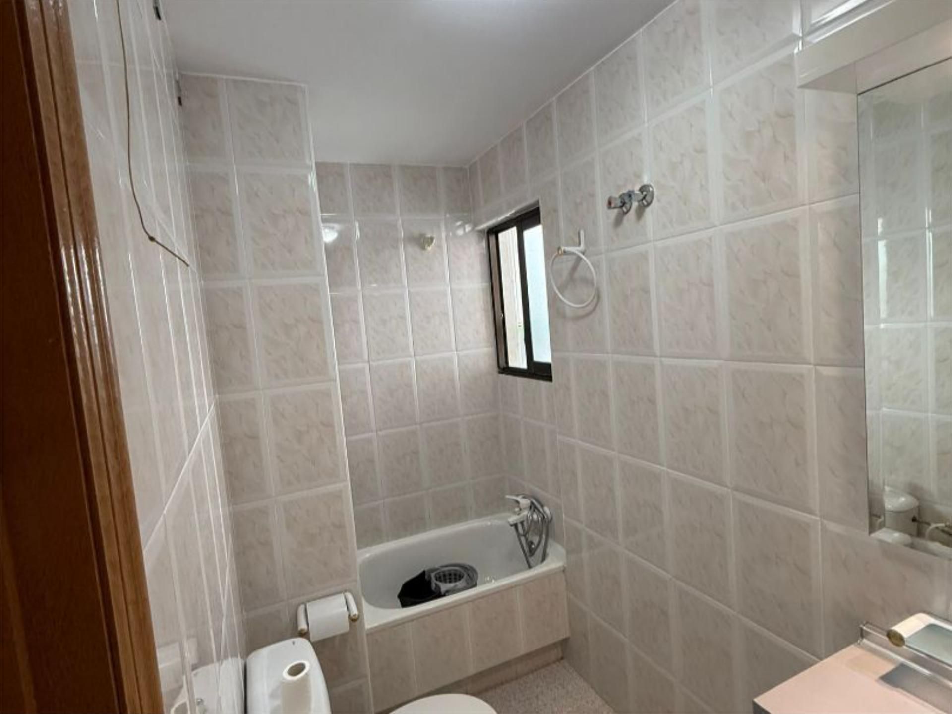 Piso en  Calle Ignacio López Lacal 2 - Foto 36