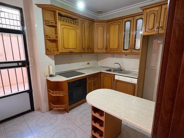 Casa de pueblo en Calle Simon de Rodas s/n - Foto 6