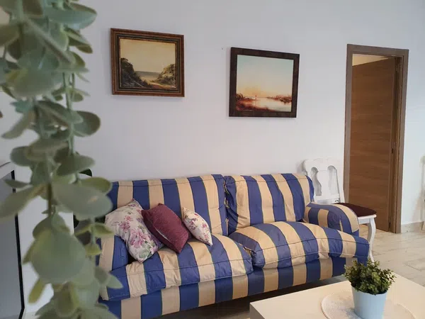 Casa o chalet independiente en Avenida Conquistadores, 45 - Foto 1