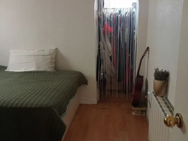 Estudio en mare de deu dels Àngels, 49