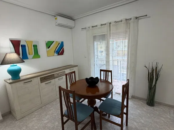 Piso en San Blas - Foto 1