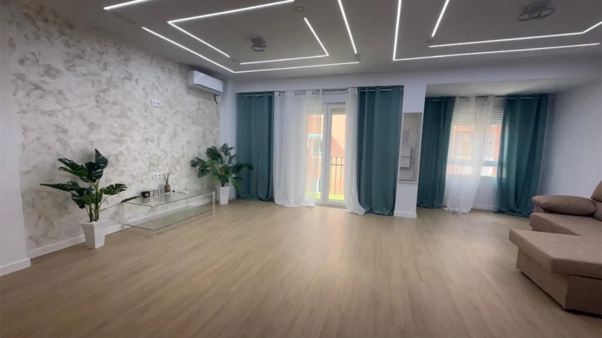 Piso en  Carrer Antonio Pascual Quiles 79 - Foto 2