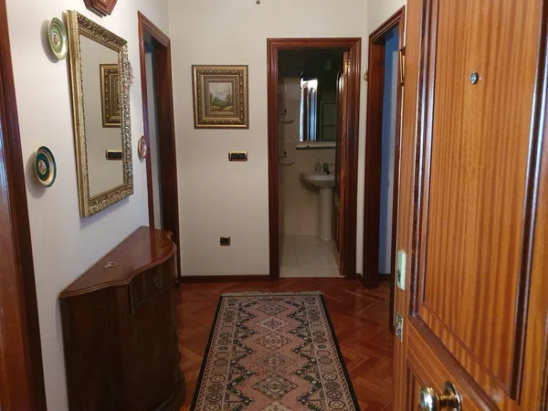 Piso en avenida arteixo, 137