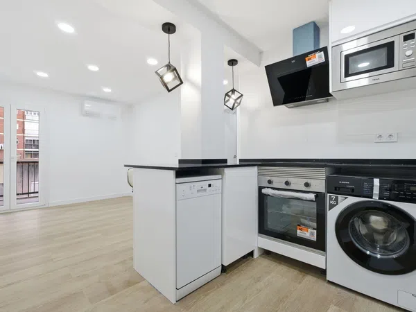 Piso en plaza de Redondela, 2