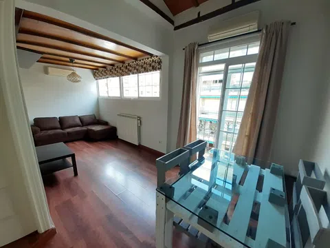 Ático en calle de Alenza, 14