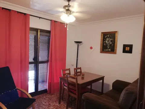 Piso en calle Ágata, 5