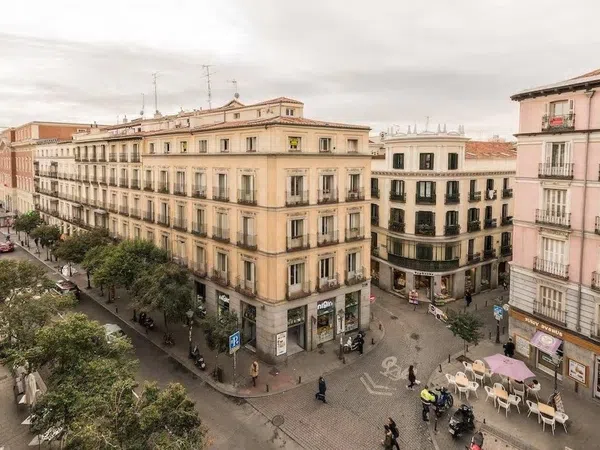 Estudio en calle de Fuencarral, 86