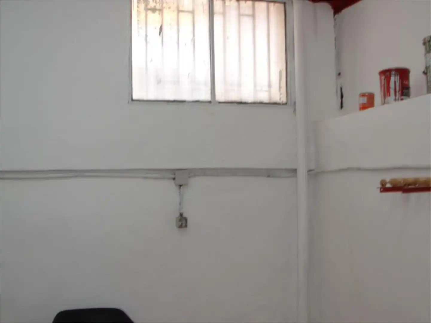 Local comercial en  Calle Sierra Engarcerán 2 - Foto 4