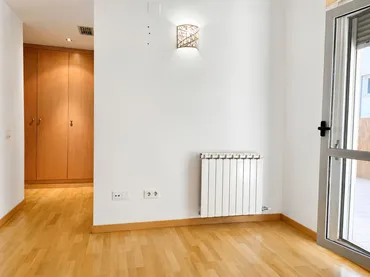 Piso en  Carrer de Laureà Miró 242 - Foto 4