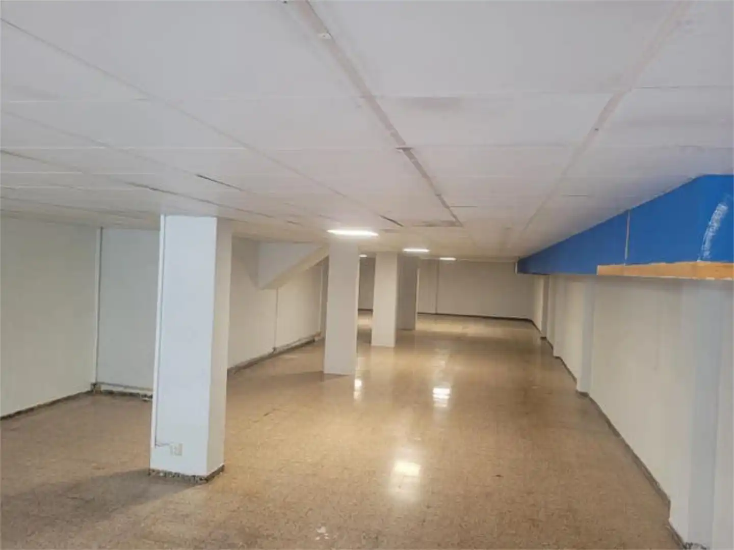 Local comercial en Collblanch  Sants - Foto 3