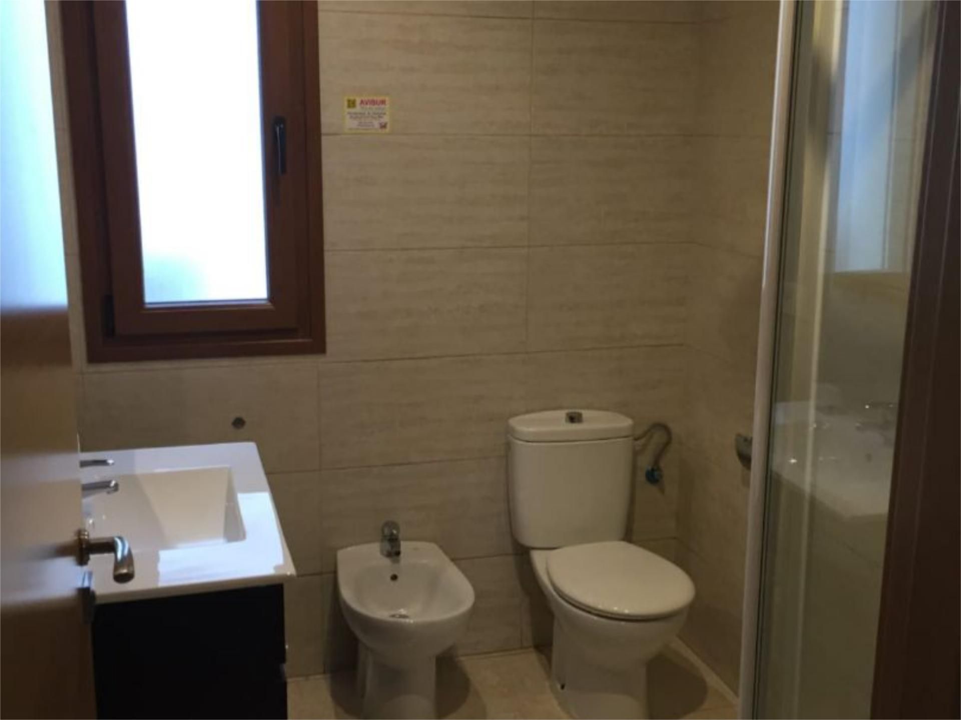 Piso en  Calle Isaac Albéniz 5 - Foto 4