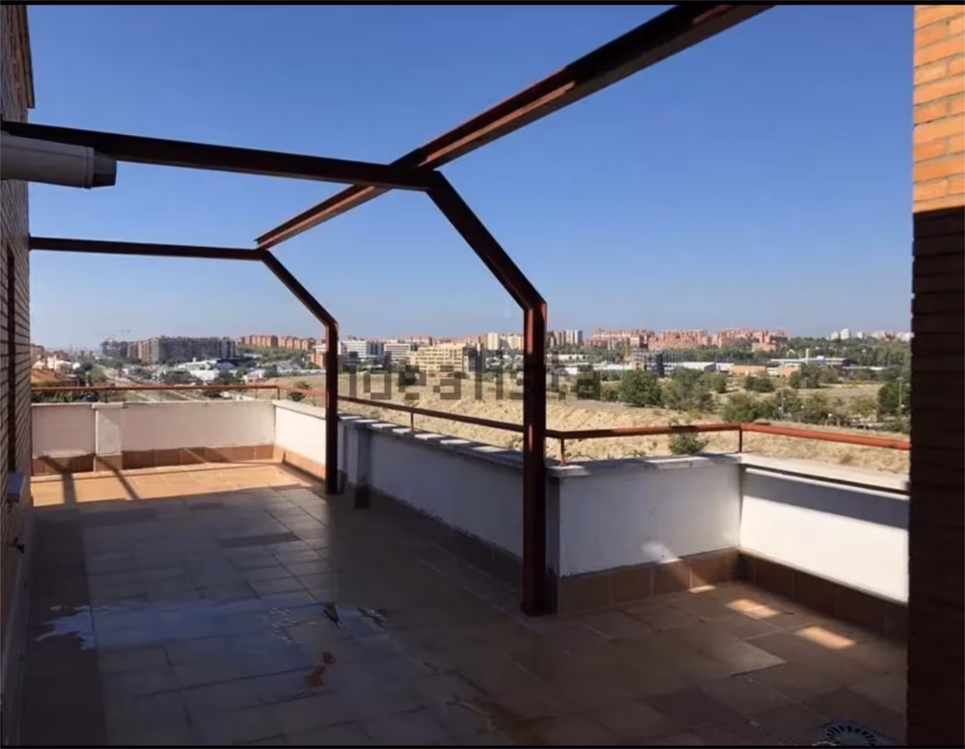 Ático en  Calle de César Pastor Llopis 3 - Foto 2