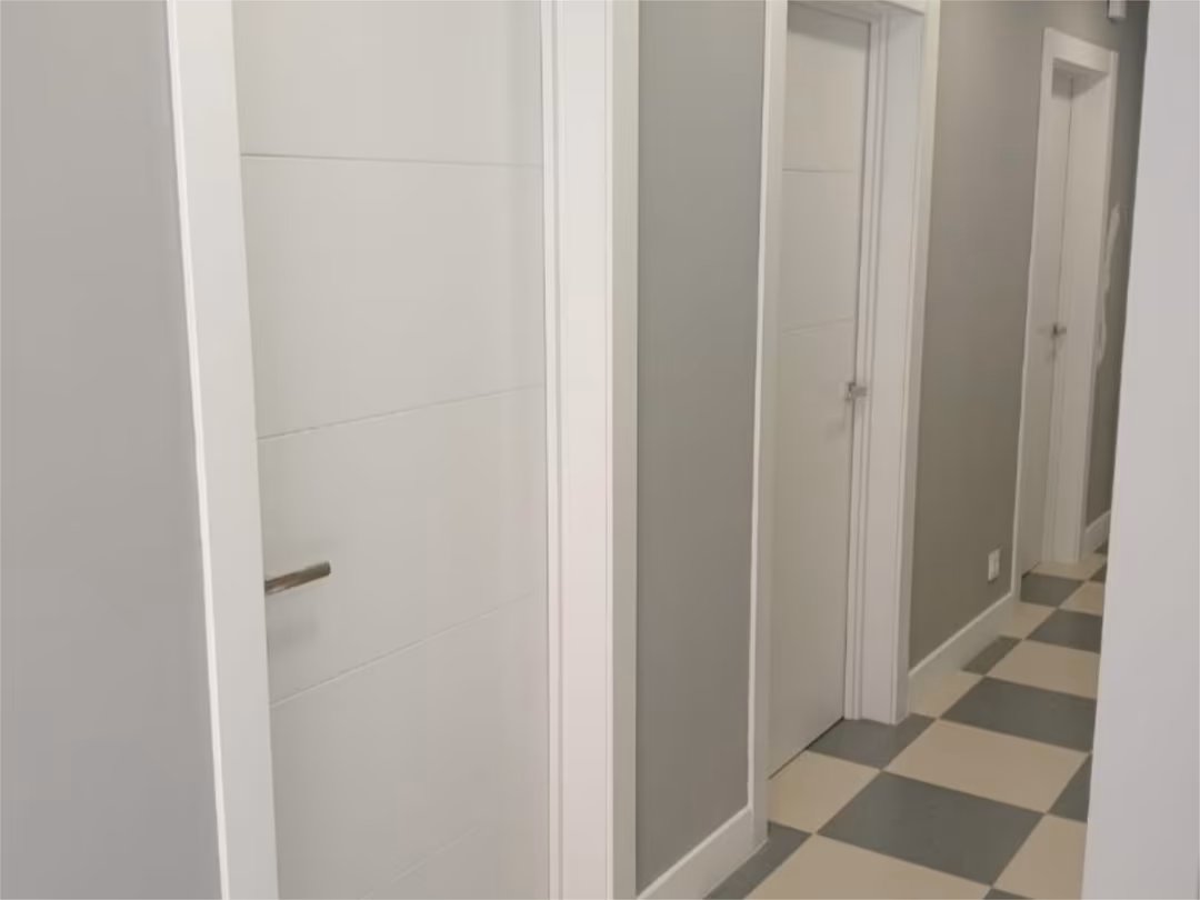 Casa adosada en  Carrer Viladomat 18 - Foto 3