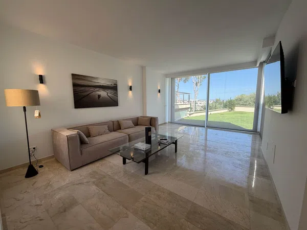Chalet adosado en Avenida de Mallorca s/n - Foto 1
